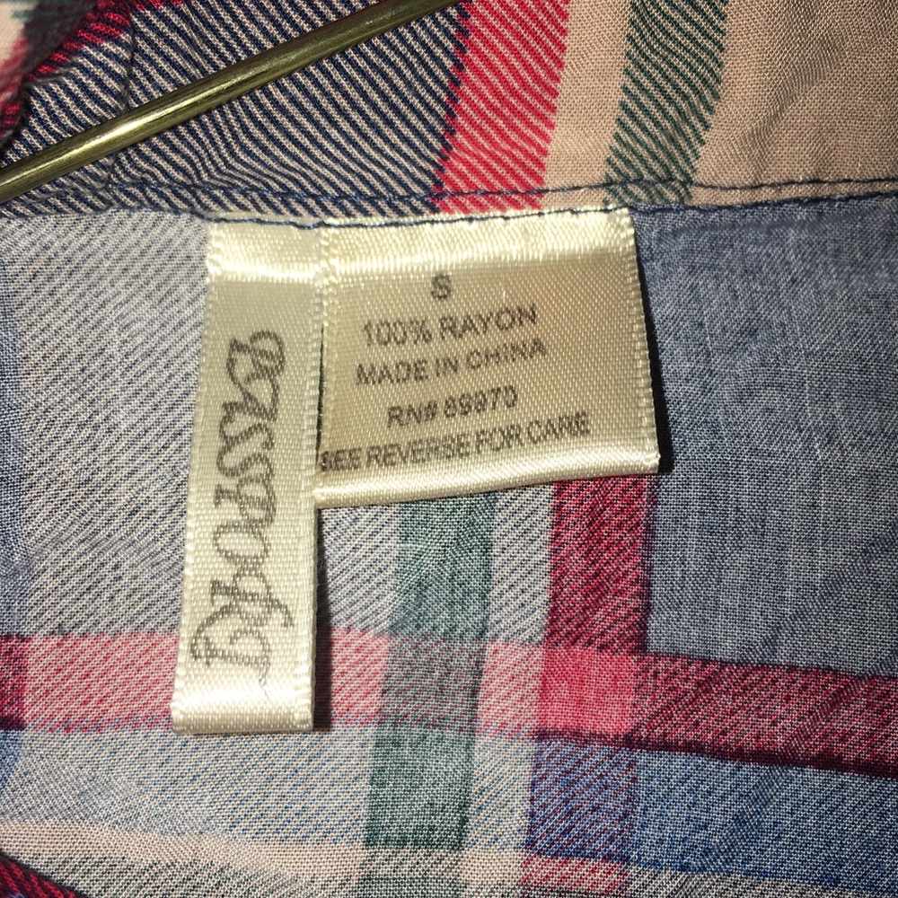 button down - Picture 3 of 3
